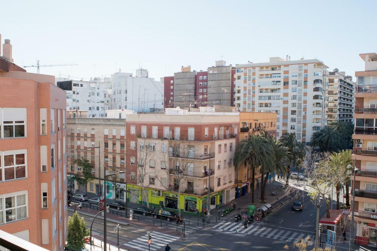 Luminoso Piso + Balcon En Valencia Apartment Екстериор снимка